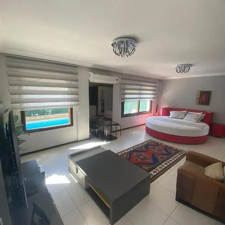 Lavanta Daily Weekly Вилла *