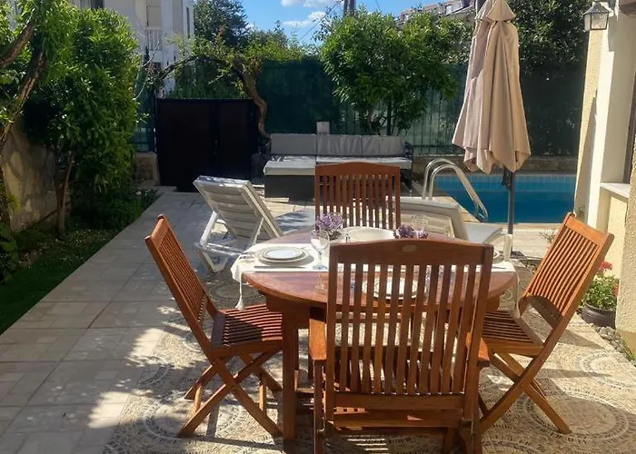 Villa Lavanta Daily Weekly *